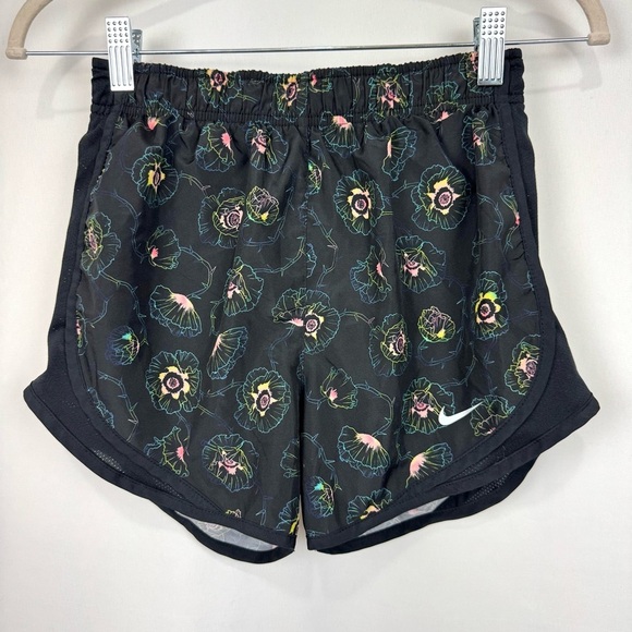 Nike Running Shorts 3” Lined Light Dri-Fit Women’s XS Black Floral High Waisted - Picture 1 of 12